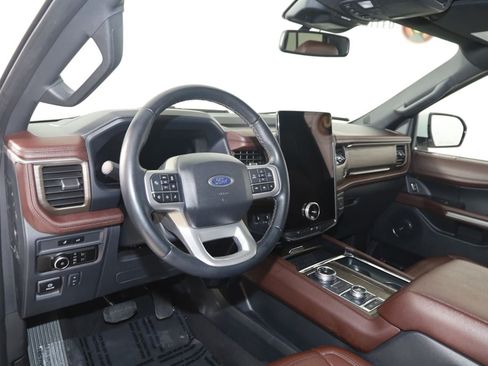 Used 2023 Ford Expedition Max Limited AWD/4WD image 28
