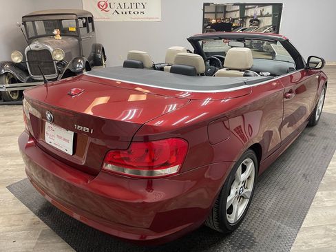 Used 2013 BMW 128i Convertible RWD image 8