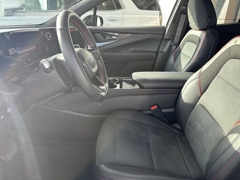 Certified 2024 Chevrolet Blazer EV RS image 25