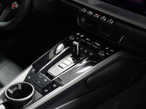 Certified 2025 Porsche 911 Carrera image 21