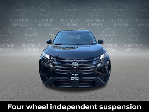 Certified 2026 Nissan Rogue SV FWD image 22