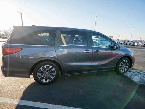 Used 2024 Honda Odyssey EX-L image 6