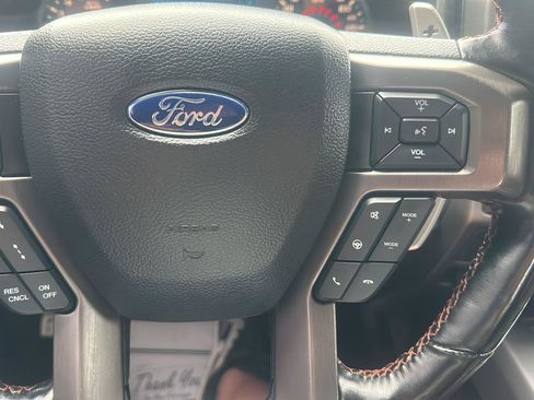 Used 2018 Ford F150 Raptor w/ Equipment Group 802A Luxury AWD/4WD image 26