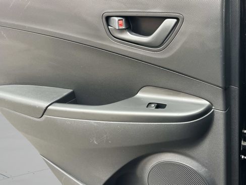 Used 2023 Hyundai Kona SEL image 18