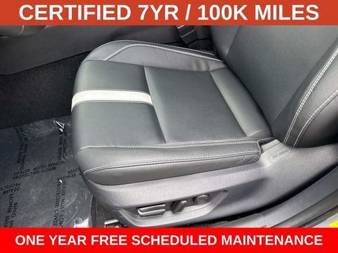 Used 2026 Toyota Camry SE FWD image 15