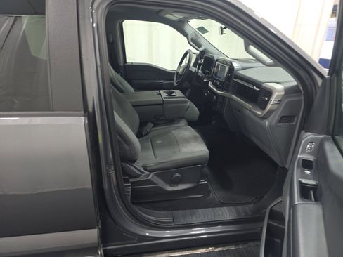 Used 2023 Ford F150 XLT w/ XTR Package image 8