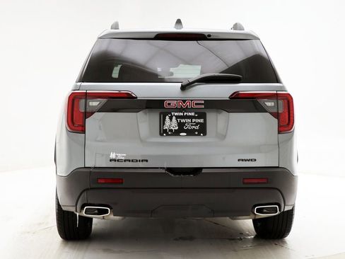 Used 2023 GMC Acadia SLE w/ Driver Convenience Package image 8
