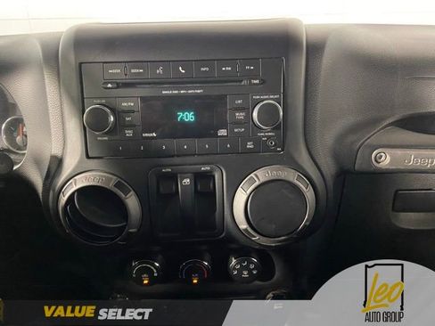 Used 2014 Jeep Wrangler Sport image 38