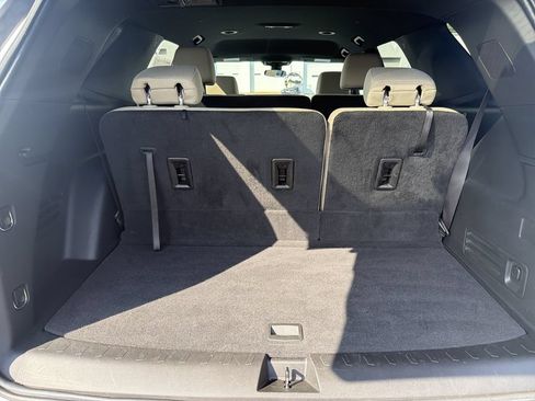 Used 2023 Chevrolet Traverse LS w/ LPO, Floor Liner Package AWD/4WD image 30