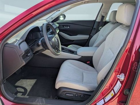 Used 2025 Honda Accord SE image 20