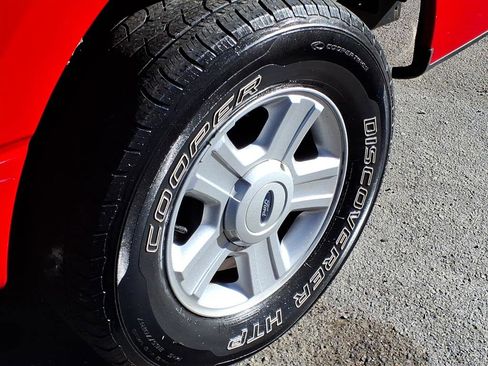 Used 2004 Ford F150 XLT image 12