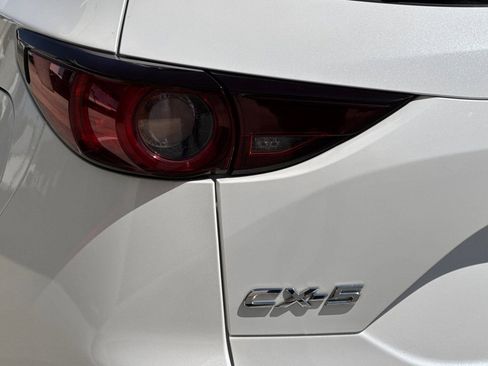 Used 2018 MAZDA CX-5 Touring w/ Preferred Equipment Package FWD image 27