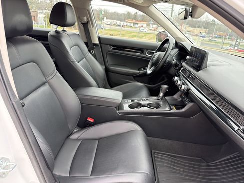 Used 2024 Honda Civic Touring image 33