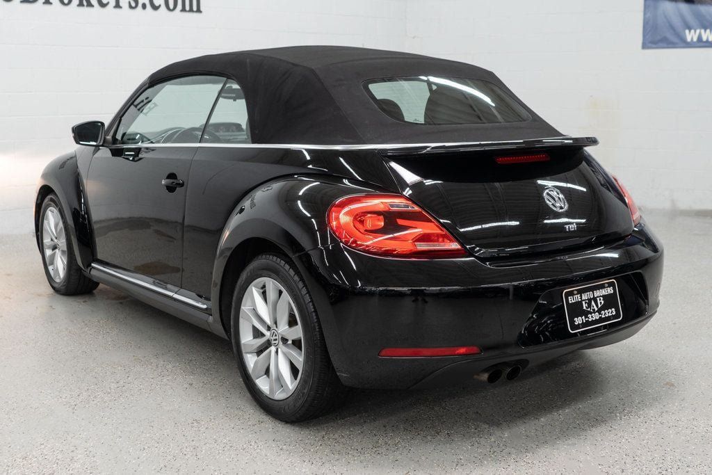 Used 2013 Volkswagen Beetle TDI FWD image 39