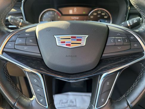 Used 2021 Cadillac XT5 Premium Luxury AWD/4WD image 24