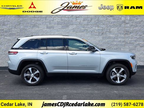 Used 2022 Jeep Grand Cherokee Limited 4xe AWD/4WD image 6