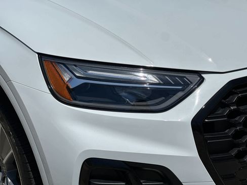 Used 2025 Audi Q5 2.0T Premium w/ Convenience Plus Package AWD/4WD image 27