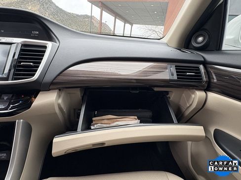 Used 2016 Honda Accord Touring image 26