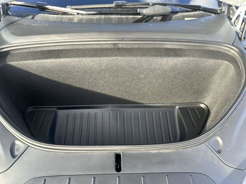 Used 2022 Tesla Model X Plaid image 18