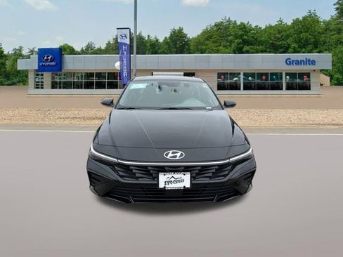 New 2026 Hyundai Elantra SEL Sport Premium FWD image 3