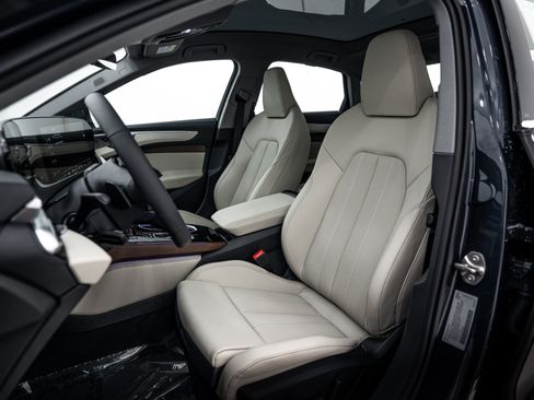 New 2026 Audi A6 Premium Plus AWD/4WD image 15