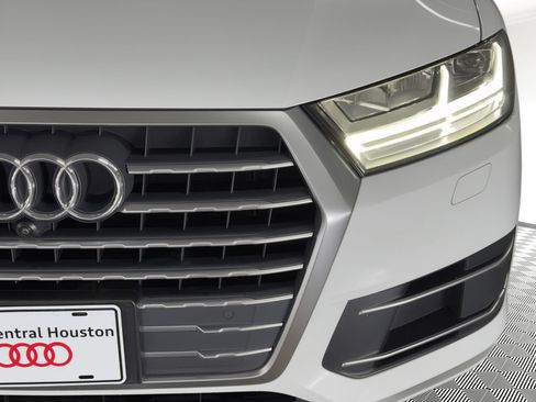 Used 2019 Audi Q7 2.0T Premium Plus w/ Premium Plus Package AWD/4WD image 11