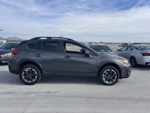 Used 2021 Subaru Crosstrek 2.0i Premium w/ Popular Package #3 image 3