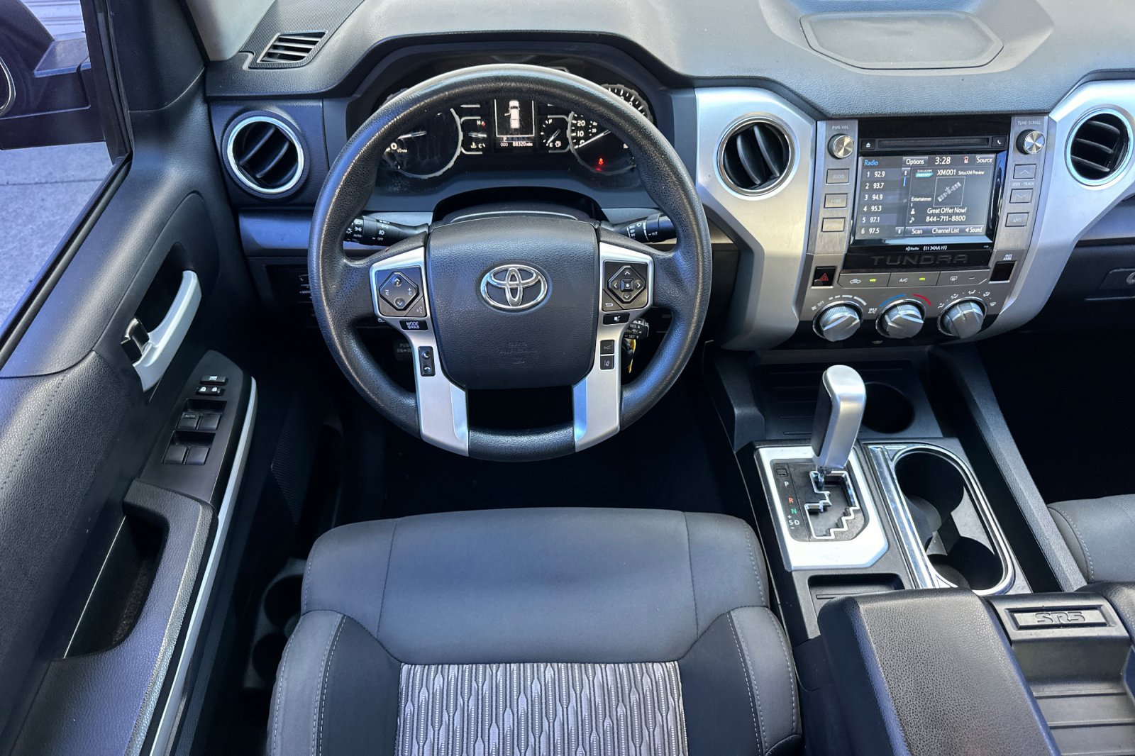 Used 2018 Toyota Tundra SR5 w/ SR5 Upgrade Package RWD image 16