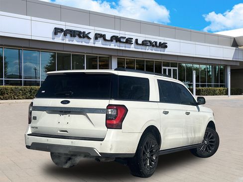 Used 2021 Ford Expedition Max Limited image 2