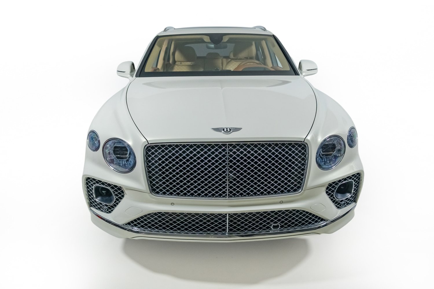 Used 2023 Bentley Bentayga AWD/4WD image 5