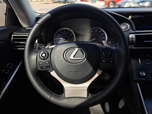Used 2015 Lexus IS 250 RWD image 15