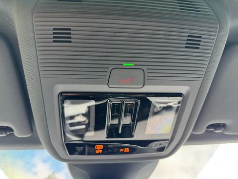 Used 2024 Audi Q4 e-tron Premium w/ Convenience Package image 42