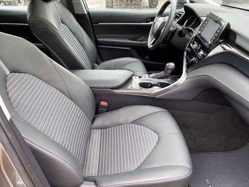Used 2024 Toyota Camry SE w/ Cold Weather Package AWD/4WD image 22