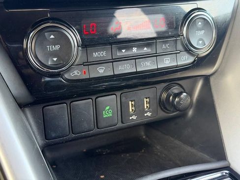 Used 2025 Mitsubishi Eclipse Cross SE AWD/4WD image 20