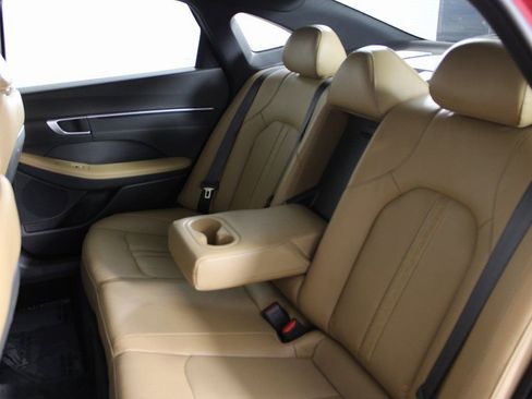 Used 2021 Hyundai Sonata Limited image 16