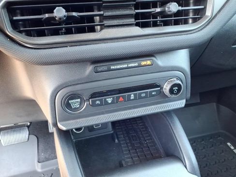Used 2025 Ford Bronco Sport Free Wheeling w/ Convenience Package AWD/4WD image 19