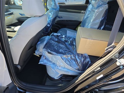 New 2026 Hyundai Tucson Limited image 6