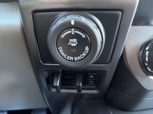 Used 2019 Ford F150 XLT w/ Equipment Group 302A Luxury AWD/4WD image 23