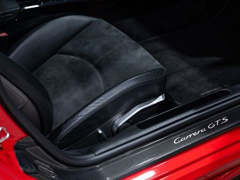 Used 2011 Porsche 911 Carrera GTS RWD image 29