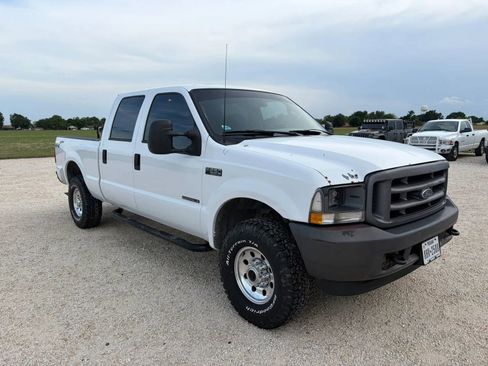 Used 2003 Ford F250 XL AWD/4WD image 2