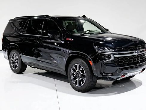Used 2021 Chevrolet Tahoe Z71 w/ Z71 Off-Road Package AWD/4WD image 1