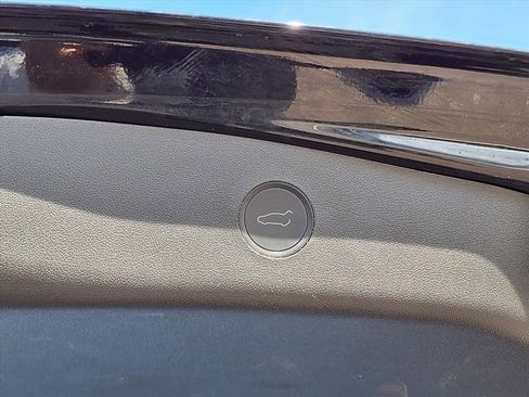 Used 2021 Tesla Model 3 Standard Range Plus image 19