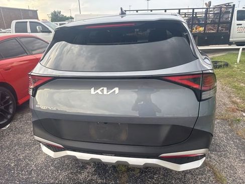 Used 2025 Kia Sportage EX FWD image 5