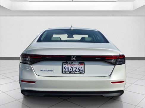 Certified 2023 Honda Accord EX image 6
