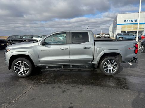 Used 2023 Chevrolet Colorado Z71 w/ Z71 Convenience Package 2 image 2