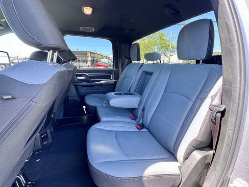 Used 2024 RAM 2500 Big Horn w/ Bed Utility Group AWD/4WD image 18