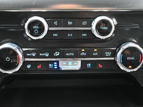 Used 2022 Ford F150 Lariat w/ Equipment Group 502A High AWD/4WD image 20