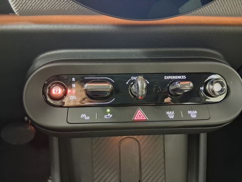 New 2026 MINI Cooper 2-Door Hardtop FWD image 14