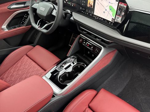 New 2025 Audi SQ5 Premium Plus image 13