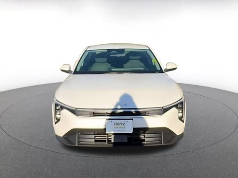 Used 2025 Kia K4 LXS image 4